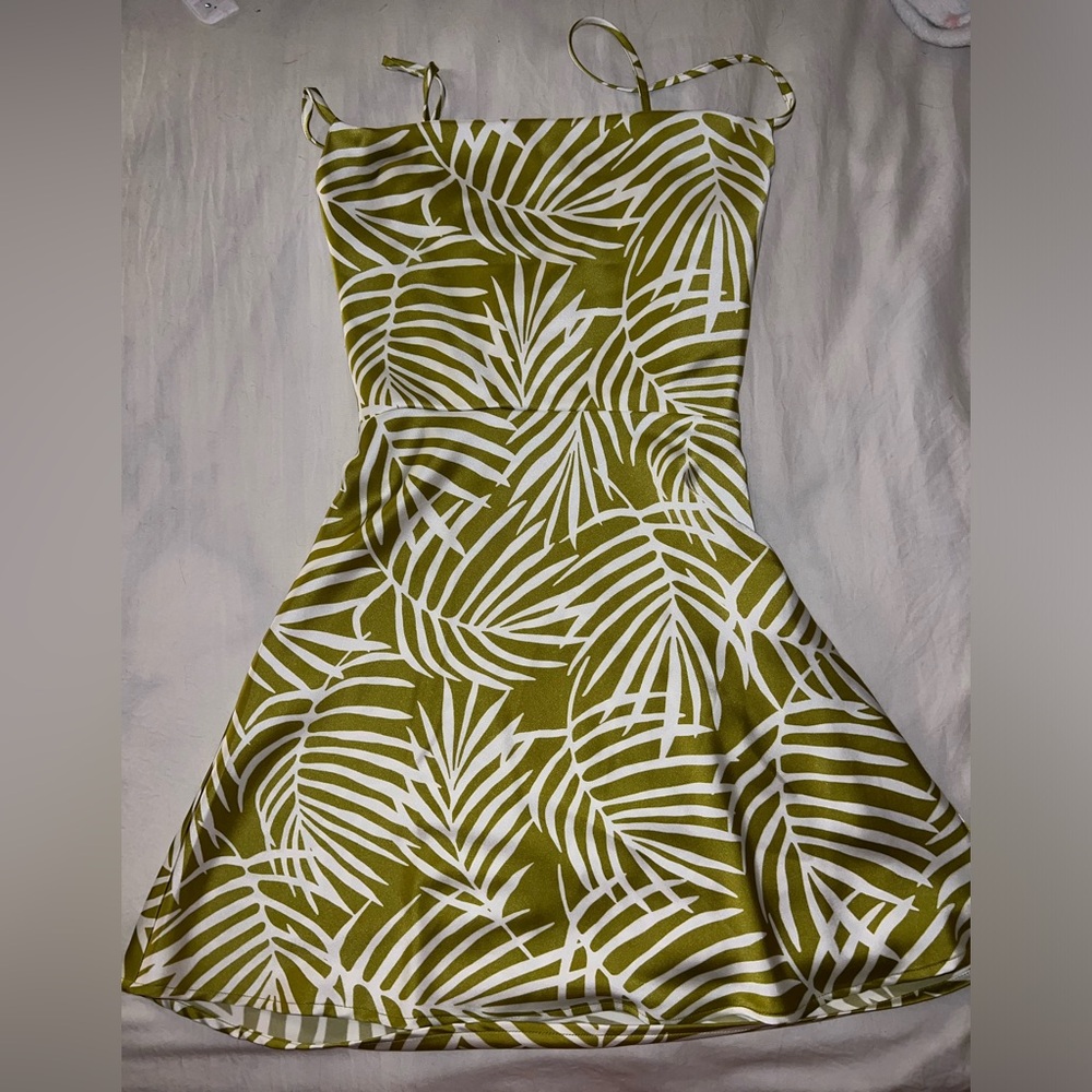 Green dress with prints